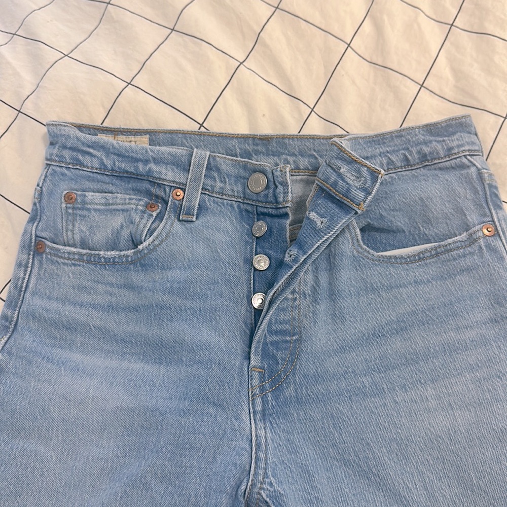 Jean Levis 🩵🩵✨✨